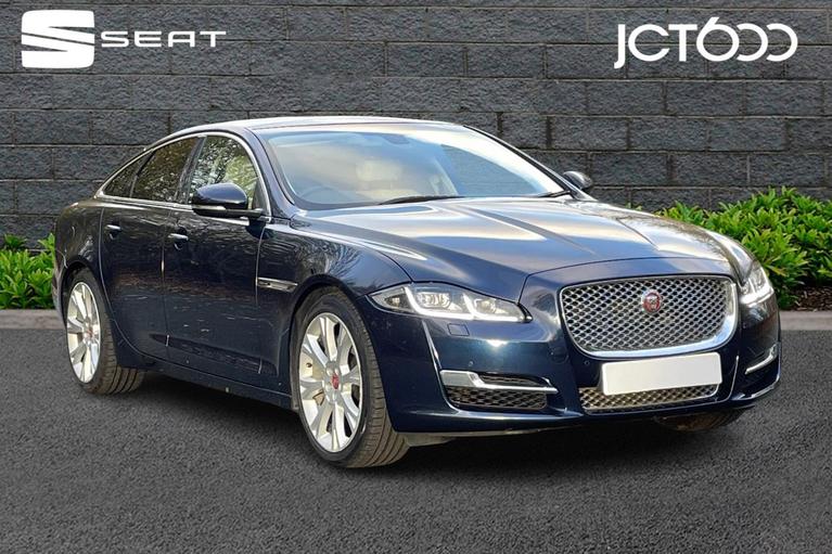 Used 2017 JAGUAR Xj 3.0d V6 Portfolio Saloon 4dr Diesel Auto Euro 6 (s/s) (300 ps) Blue at JCT600