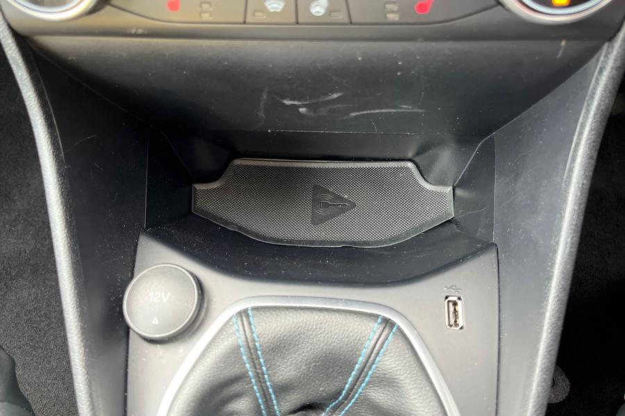 Ford FIESTA Photo autoimg-68ae220fc3c7c919d3e9c76049ff1f4e45b1e114.jpg