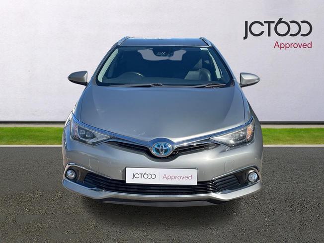 TOYOTA Auris Photo 8