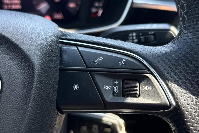 Audi Q3 Photo 17