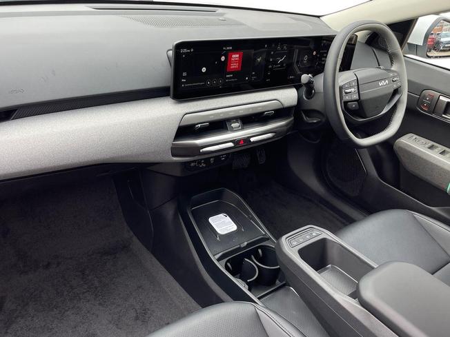 KIA EV4 Photo 2