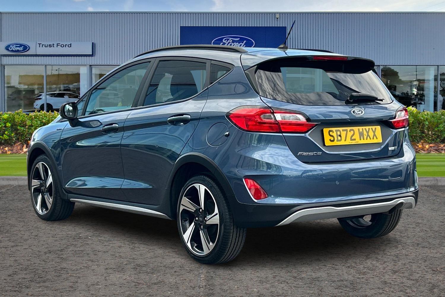 Ford Fiesta Photo 1