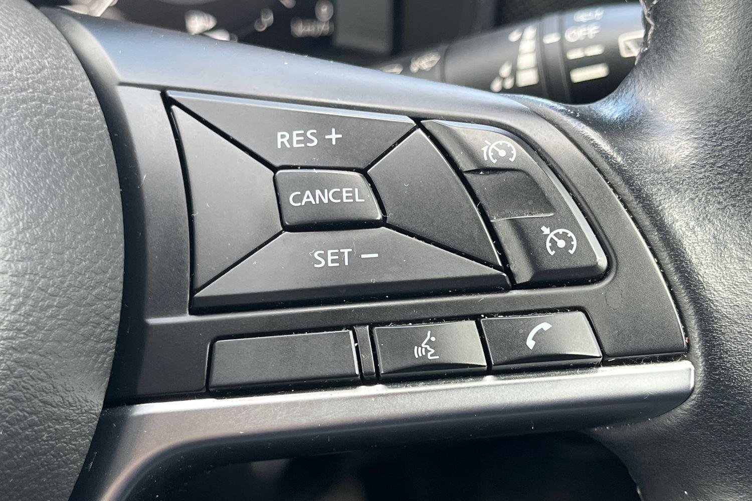 Nissan JUKE Photo 39