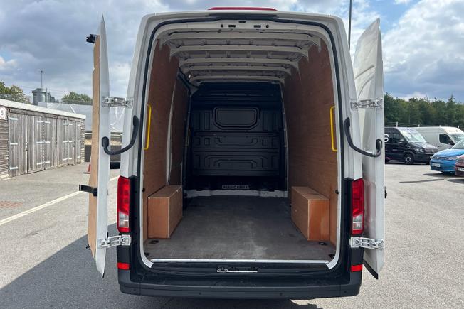 VOLKSWAGEN Crafter Photo 30