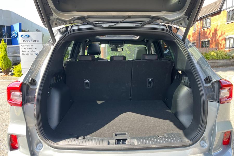 Ford KUGA Photo autoimg-68c92748001a290e90c3cc0a2cad0abd04b13576.jpg
