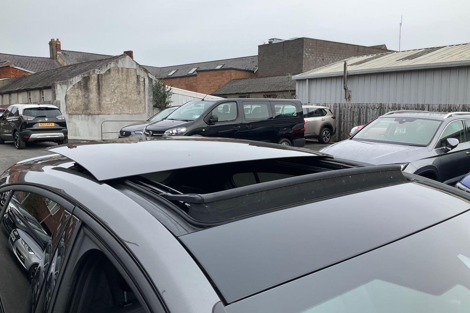 Ford FOCUS Photo 35