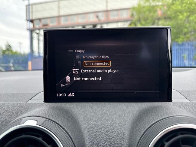 AUDI Q2 Photo 35