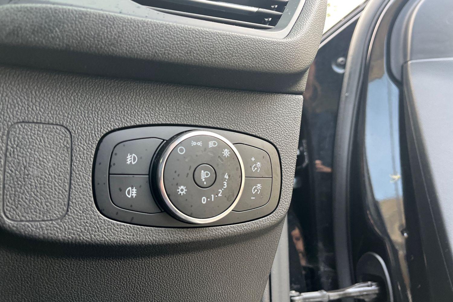 Ford FOCUS Photo 26