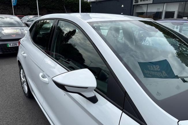 SEAT Ibiza Photo 20