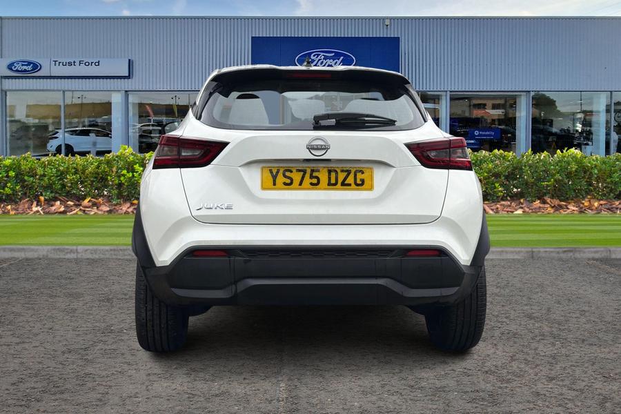 Nissan JUKE Photo autoimg-68debf4c20e793b66900f13311c72c1f450fcdcb.jpg