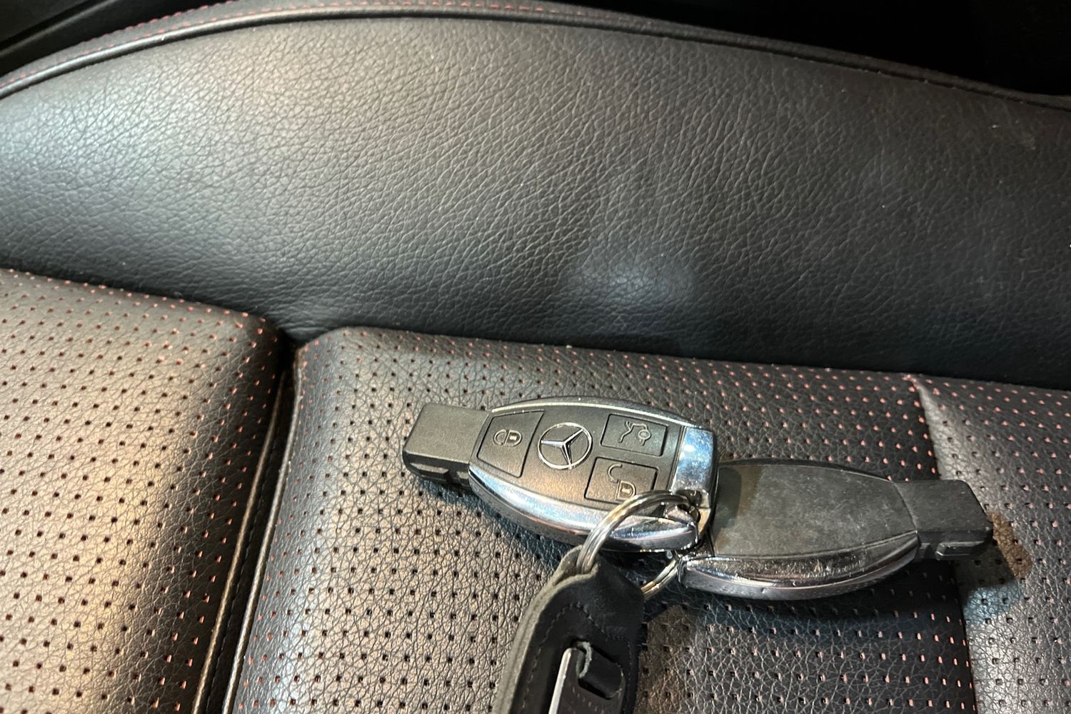 Mercedes-Benz CLA Photo 21