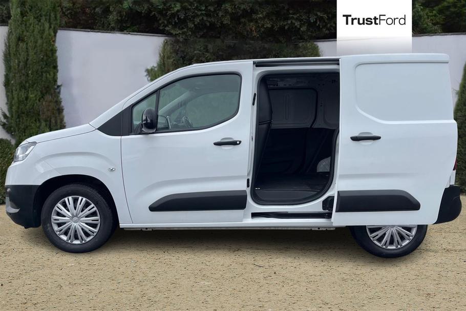 Used Toyota PROACE CITY CU72ZDE 5