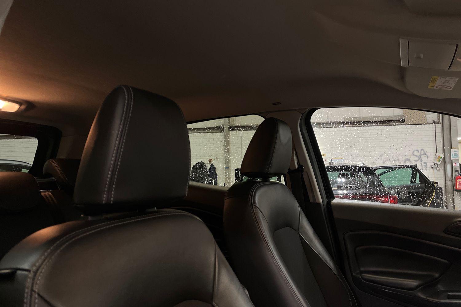 Ford ECOSPORT Photo 16