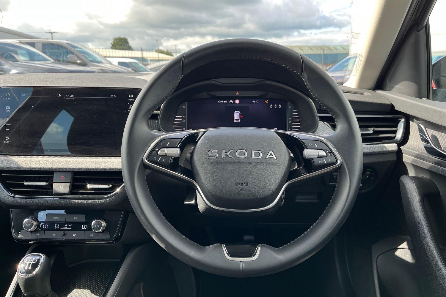 Skoda KAMIQ Photo 11
