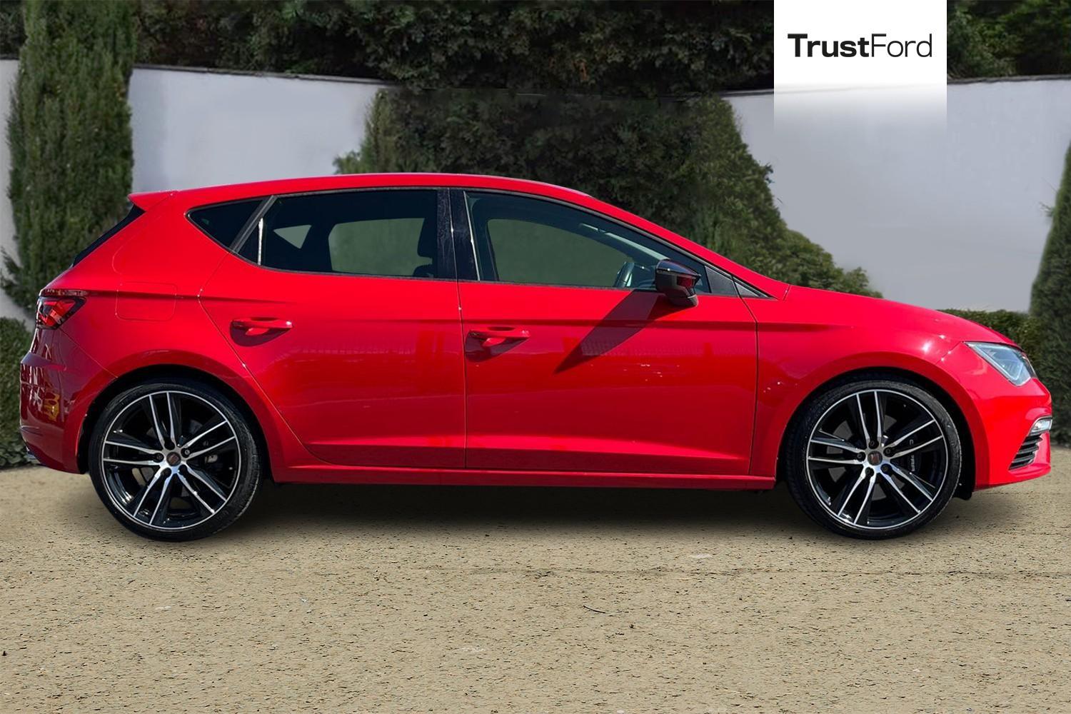 SEAT LEON Photo 2