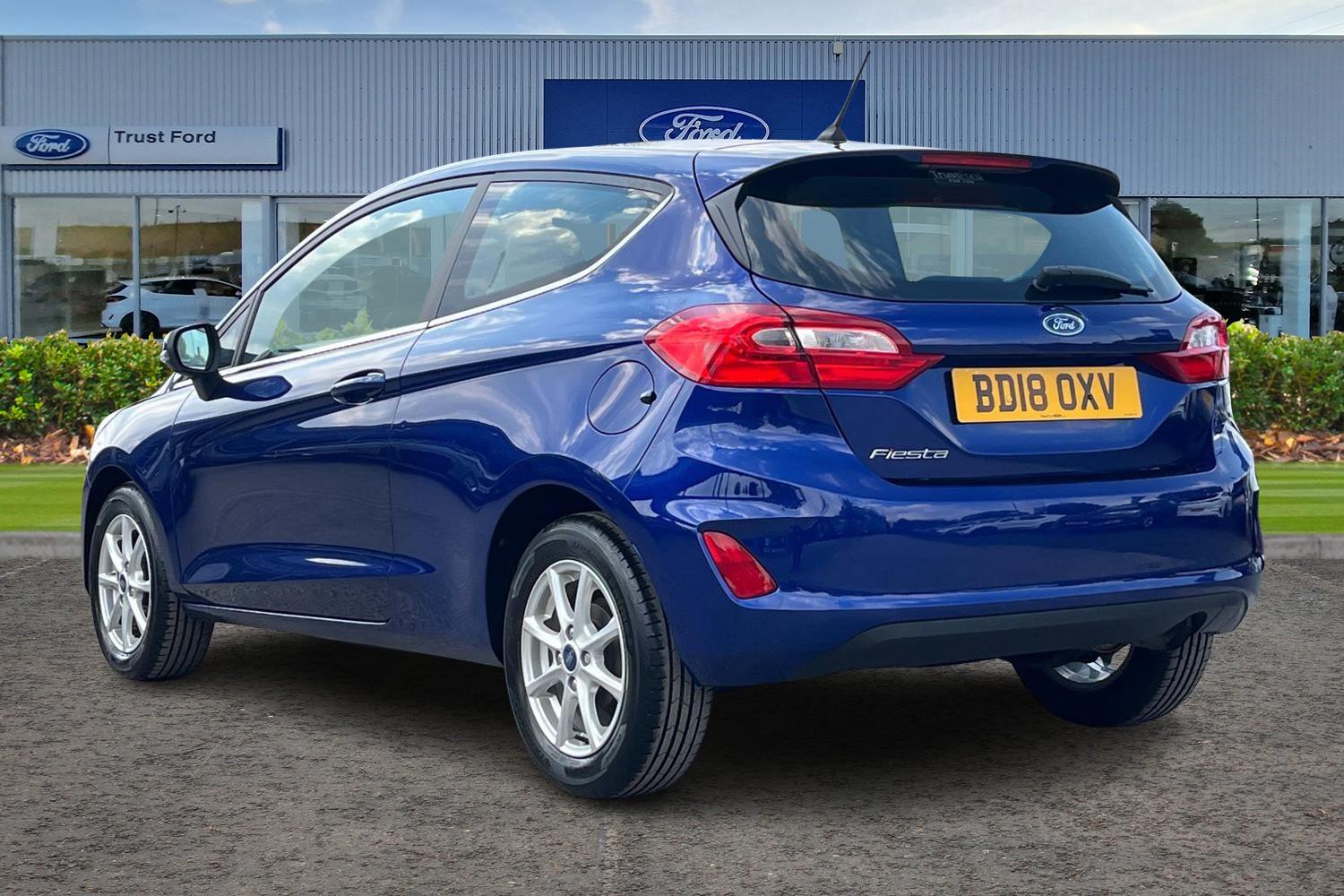 Ford Fiesta Photo 1