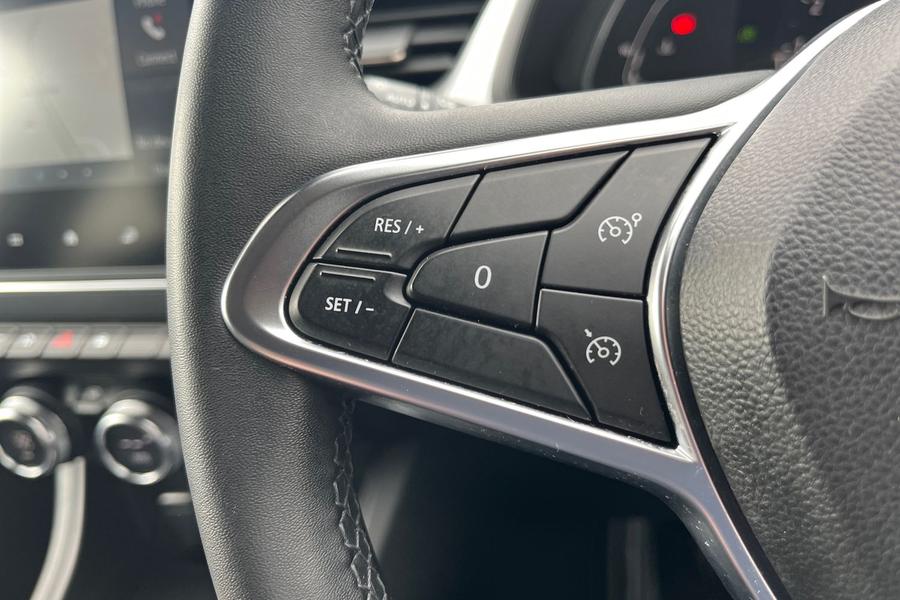 Renault CAPTUR Photo autoimg-68ef783879cbf138213b937b6acbc831df093b34.jpg