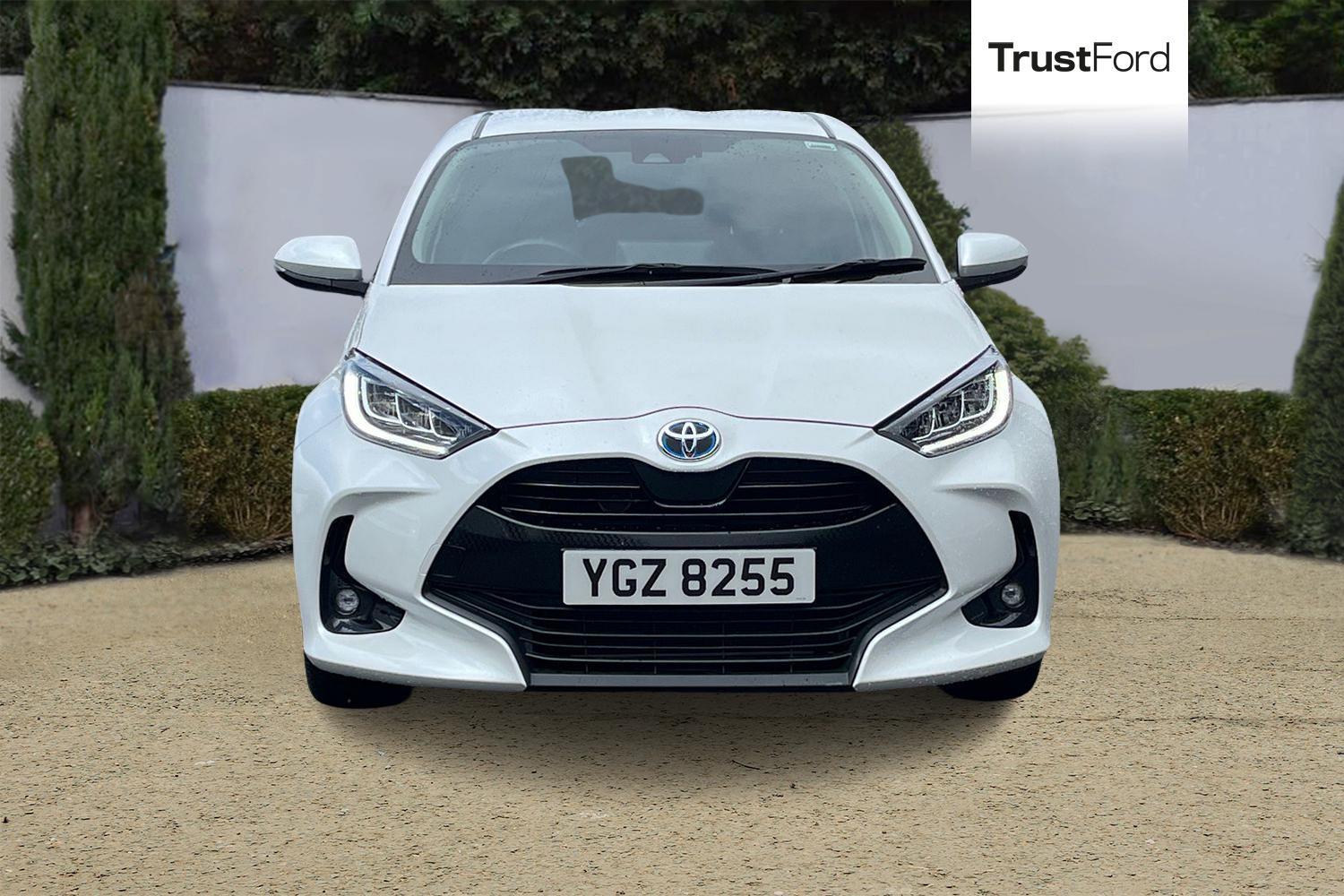 Toyota YARIS Photo 5