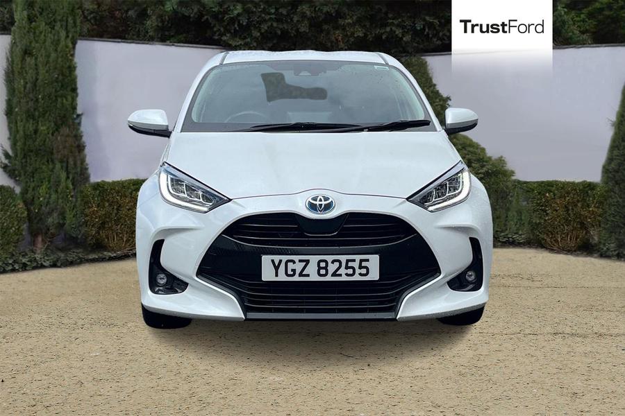 Toyota YARIS Photo autoimg-68f32bdeea074db35b0590517fa891a2c7d23318.jpg