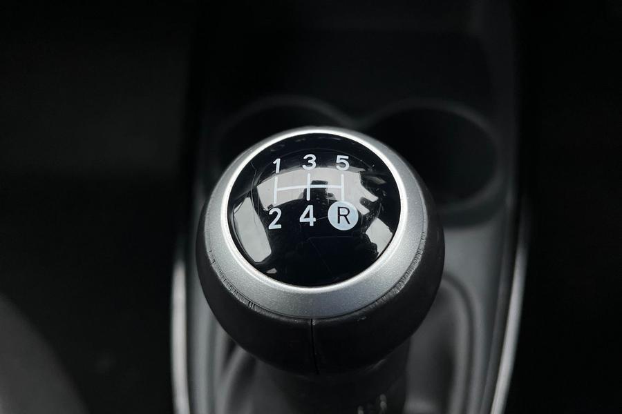 Toyota AYGO X Photo autoimg-68f4a7ae05e76a1fc35331c8a1760b96fcdb2bf0.jpg