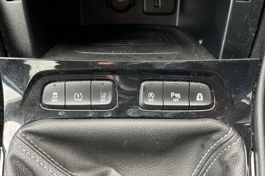 Vauxhall GRANDLAND X Photo autoimg-68f539c3ca6a9ee2dcbc2a4ac7b0ca4f5bebbad6.jpg