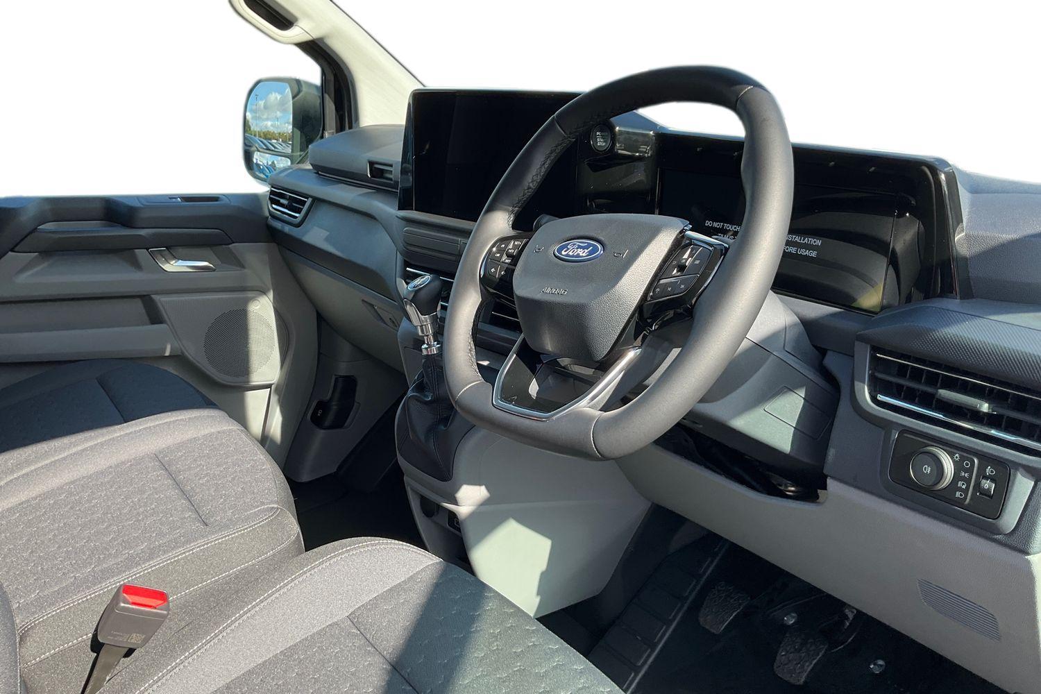 Ford TRANSIT CUSTOM Photo 13