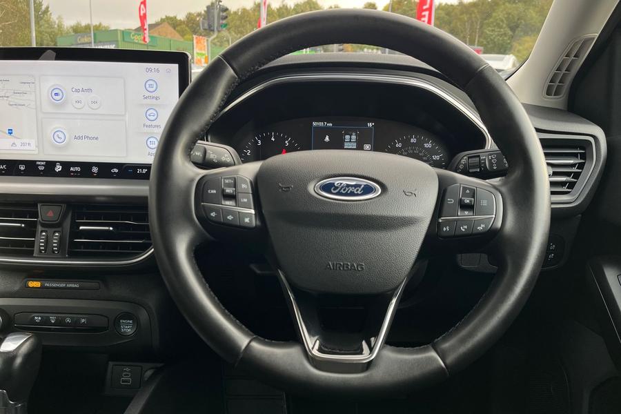 Ford FOCUS Photo autoimg-68fc1470f603ee94b7561ecc2a56a6c6d869dd3e.jpg