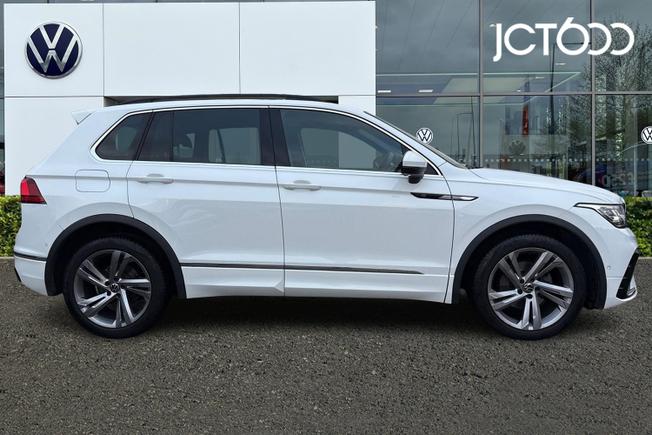 VOLKSWAGEN Tiguan Photo 4