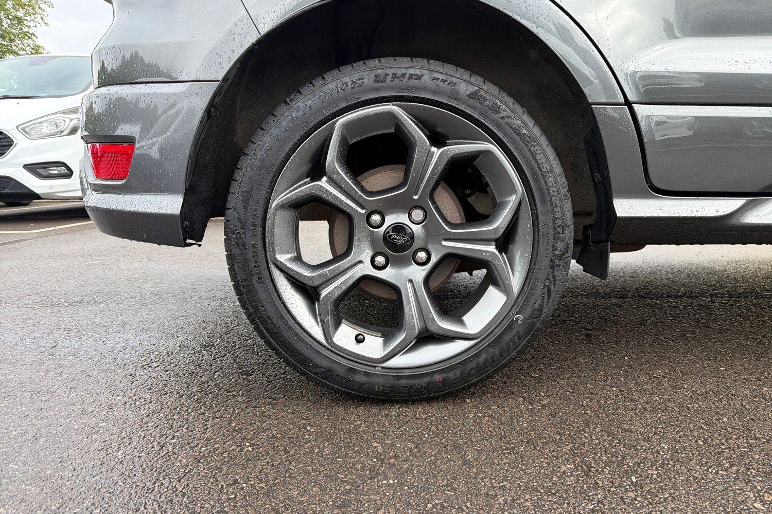 Ford ECOSPORT Photo 7