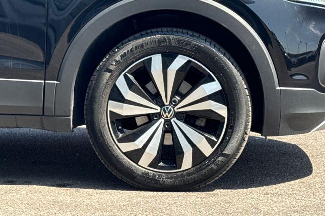 VOLKSWAGEN T-Cross Photo 5