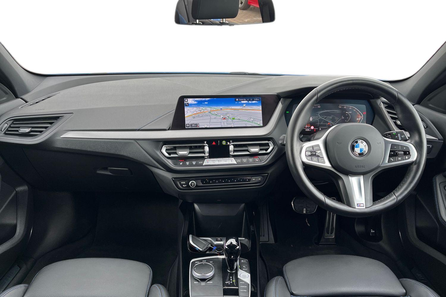 BMW 1 Series Photo 9