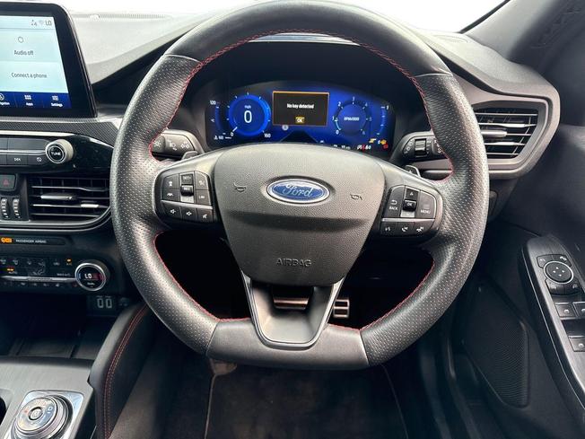 FORD Kuga Photo 11