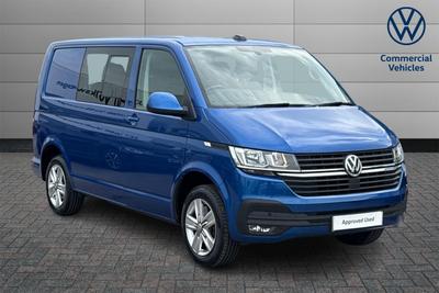 2024 VOLKSWAGEN Transporter 2.0 TDI T32 Highline Kombi Double Cab 5dr Diesel Manual FWD SWB Euro 6 (s/s) (150 ps) at JCT600