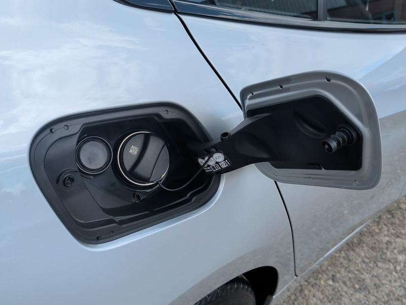 Used BMW 1 Series YG20AEF 31