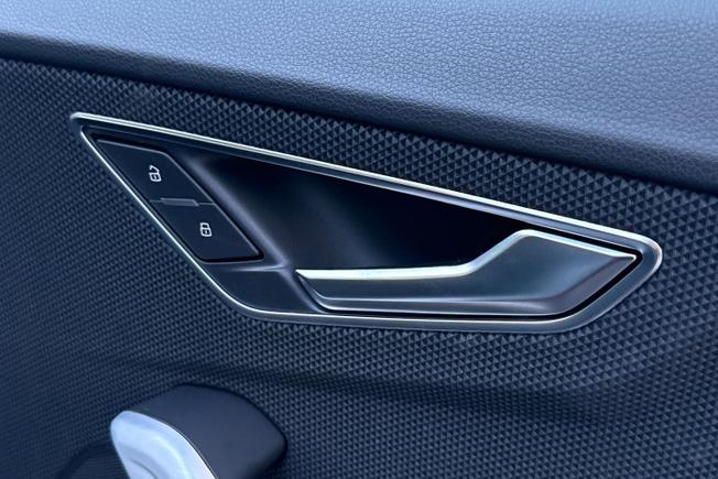 AUDI Q2 Photo 33