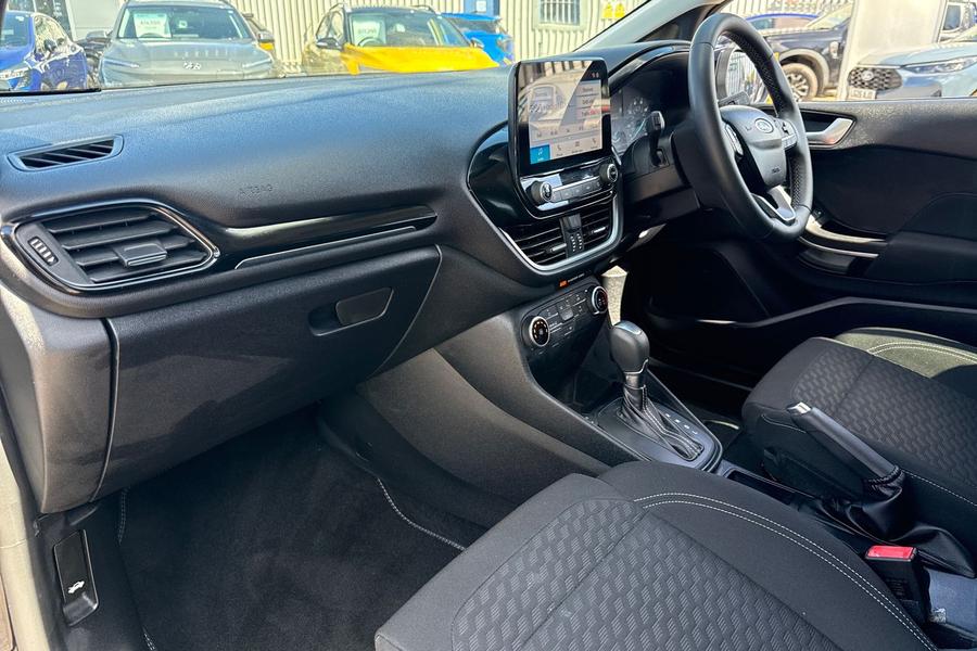 Ford Fiesta Photo autoimg-690e9e4a68d232f7f03febeae86df17360a5de8b.jpg