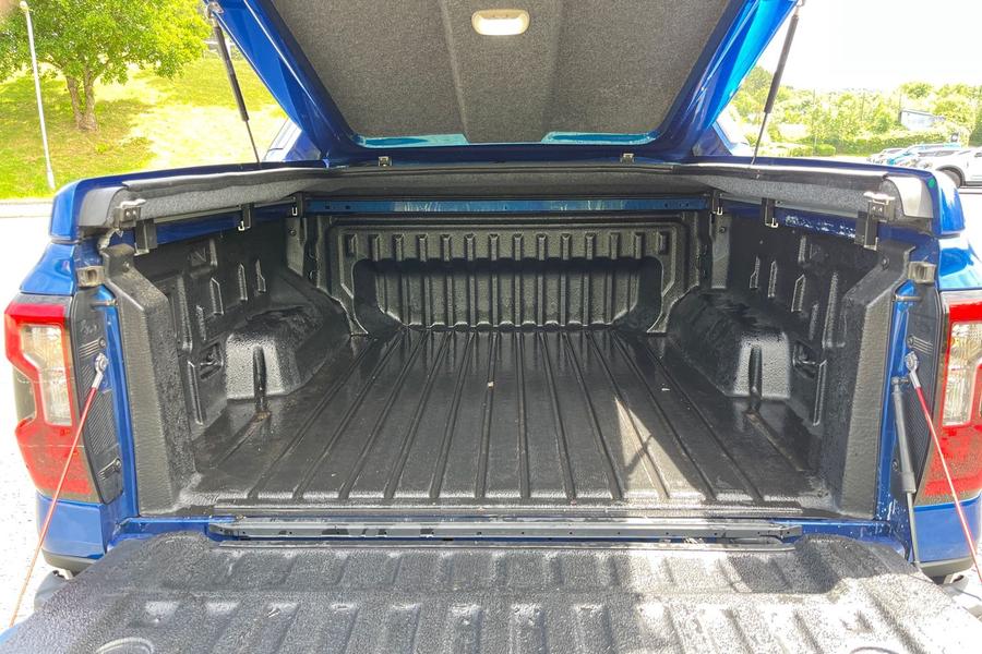 Ford Ranger Photo autoimg-690f81e7daac4196fc6618e686268a9d7ecbb7dd.jpg