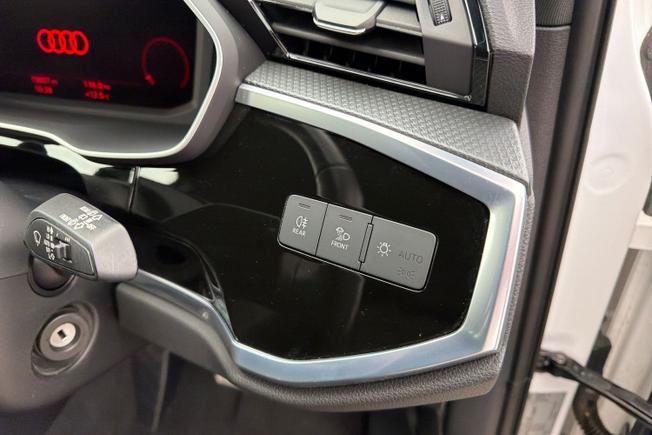 Audi Q3 Photo 43