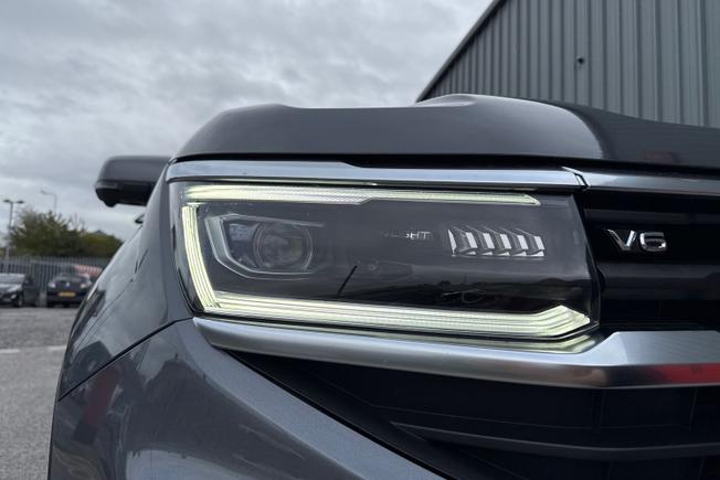 VOLKSWAGEN Amarok Photo 19