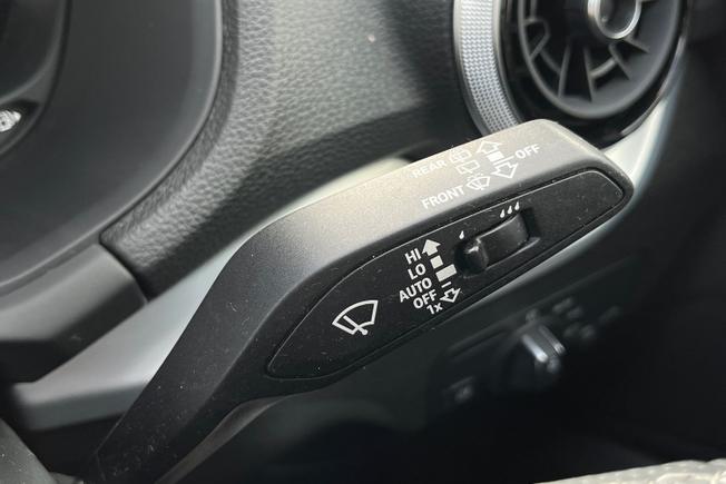 Audi Q2 Photo 37