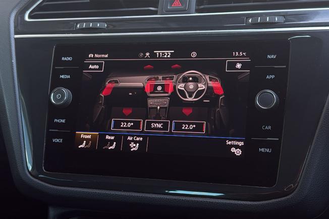 VOLKSWAGEN Tiguan Photo 33