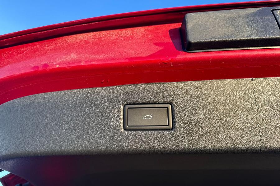 Ford Explorer Photo autoimg-69141039f50b871e869044dc2f31d76fd36a9cc8.jpg