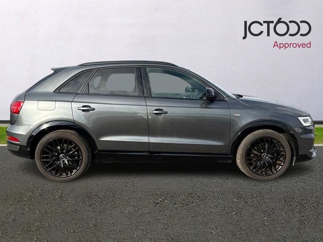 AUDI Q3 Photo 4