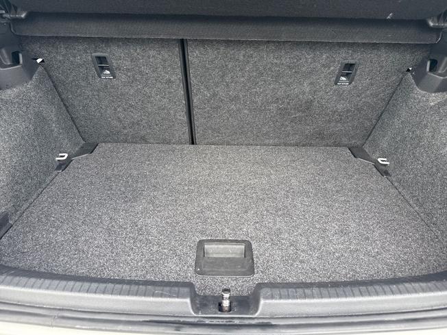 Volkswagen Polo Photo 12