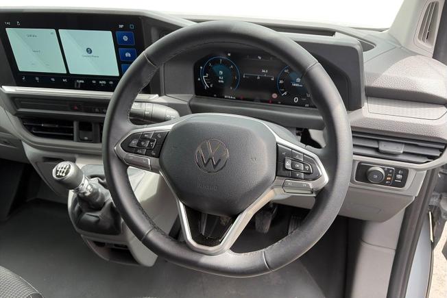 VOLKSWAGEN Transporter Photo 11