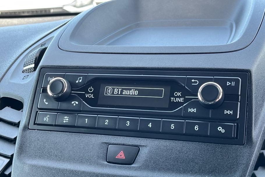 Used Ford TRANSIT CONNECT YO73XBB 18
