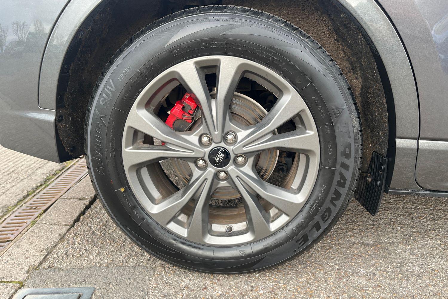 Ford KUGA Photo 7