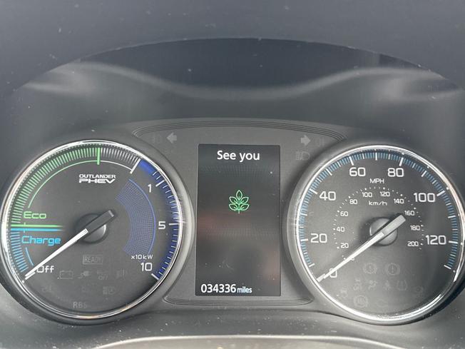 MITSUBISHI Outlander Photo 15