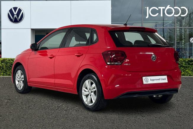 VOLKSWAGEN Polo Photo 3
