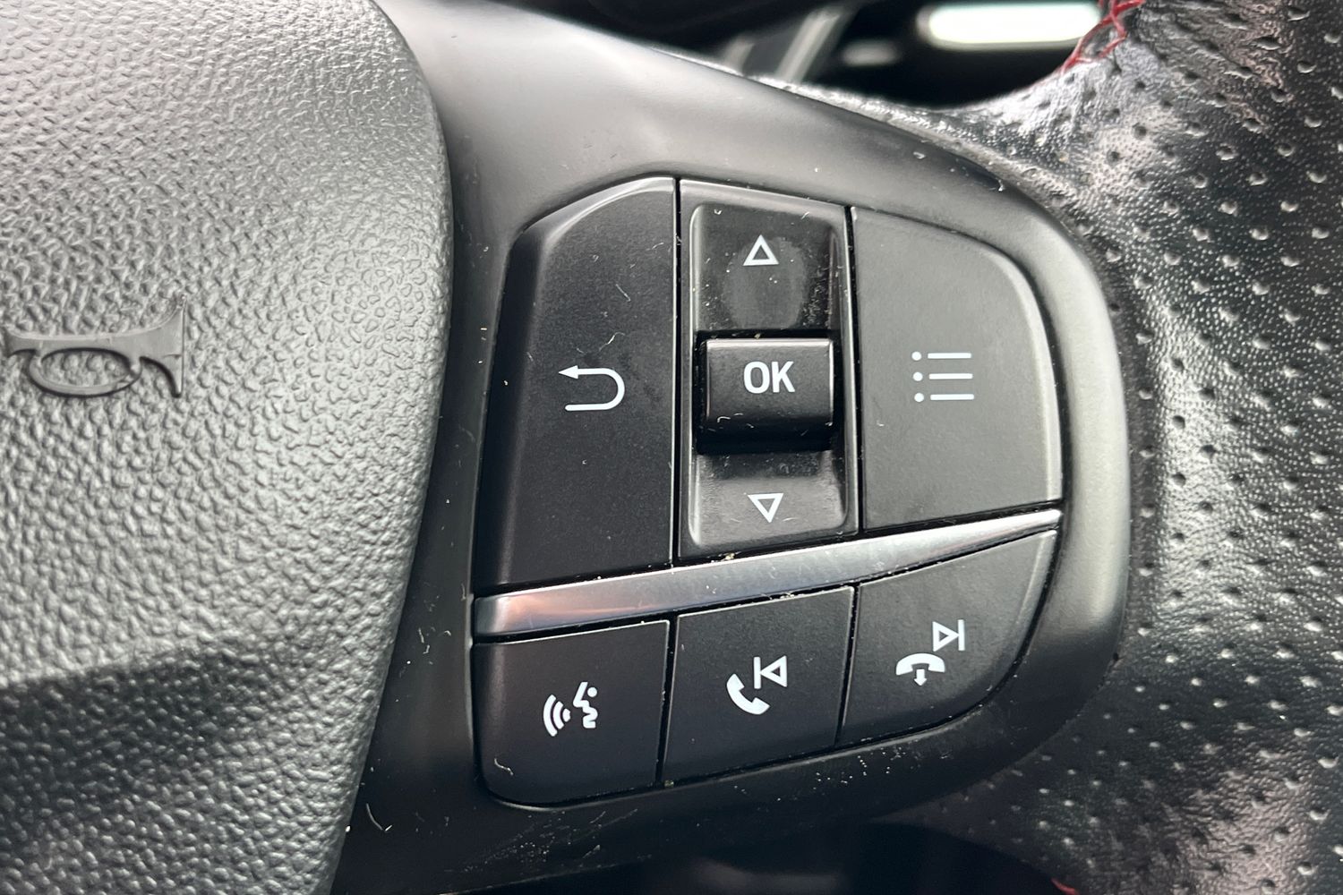 Ford FIESTA Photo 26